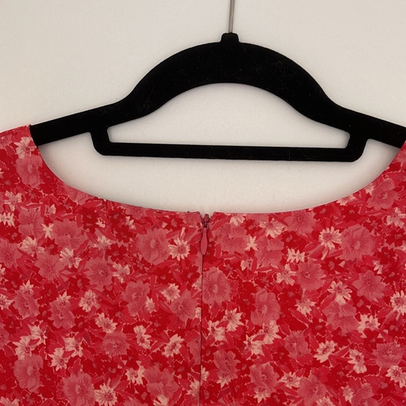 Nightwalker Mini Elsa Dress in Scarlet floral print size S - Picture 4 of 12